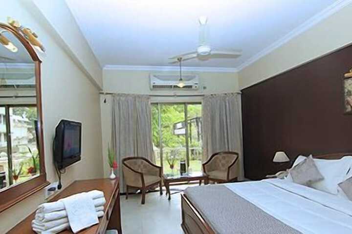 Room 9 of 43