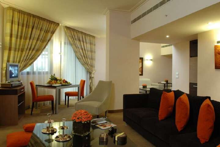 Room 43 of 96