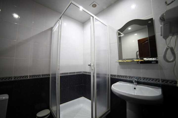 Room 44 of 60