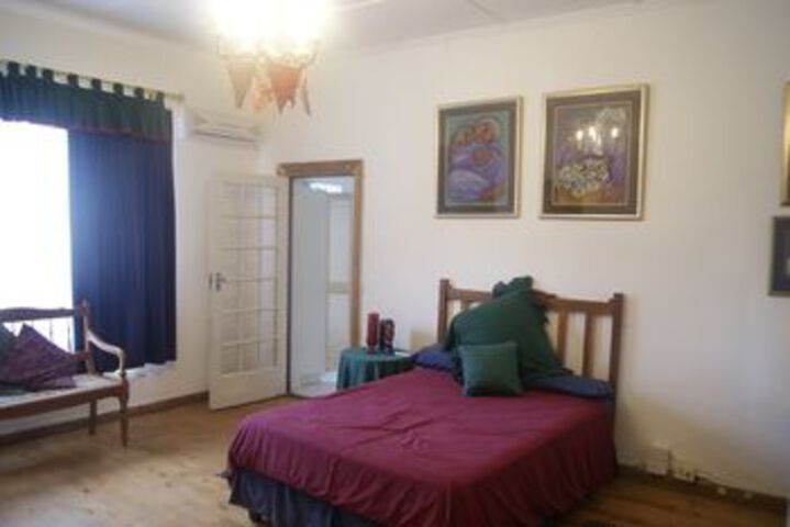 Room 8 of 30