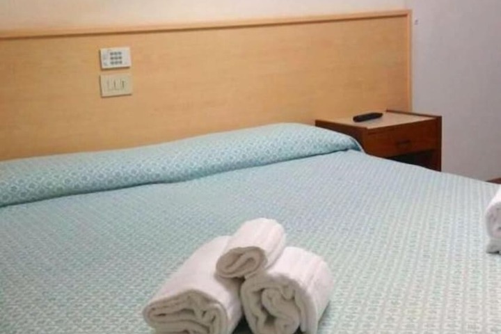 Room 18 of 65