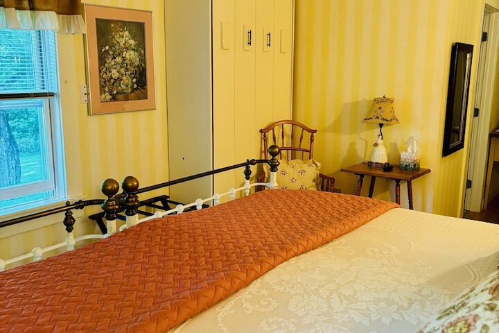 Room 30 of 73