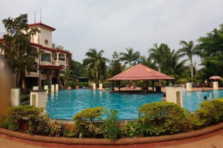 Pool 29 of 33