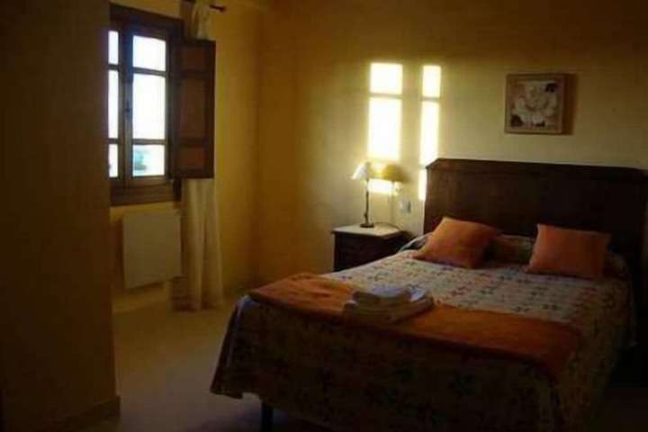 Room 3 of 49