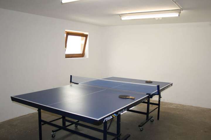 Room 12 of 28