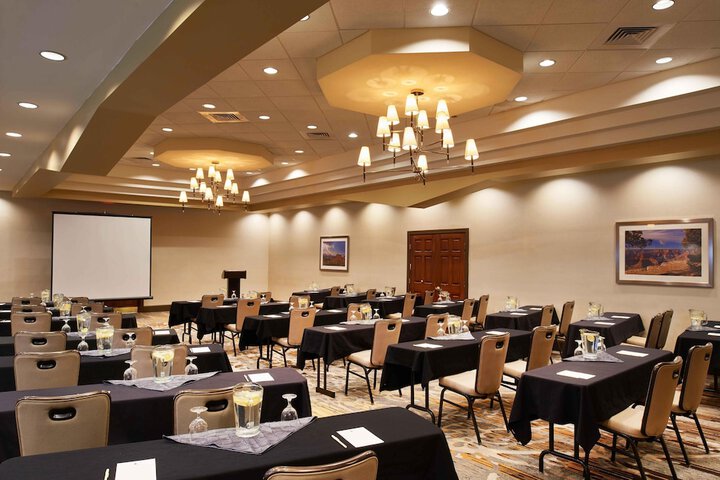 Meeting facility