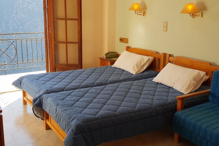 Room 8 of 20