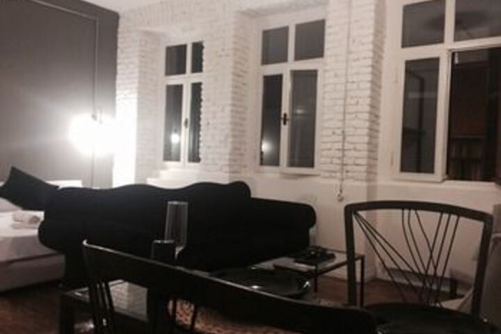 Room 15 of 25