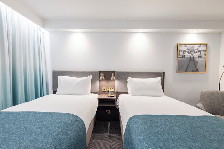 Room 21 of 53