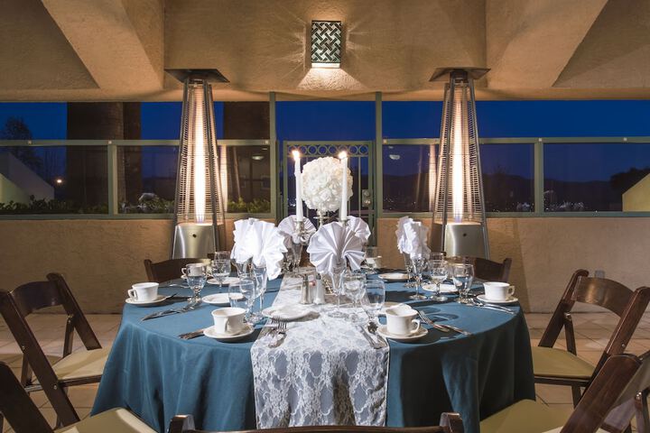 Banquet hall