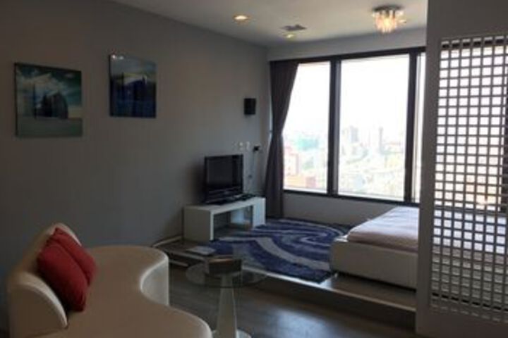 Room 40 of 73