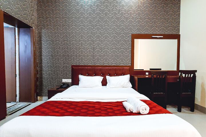 Room 6 of 45