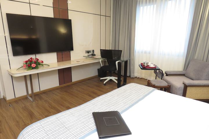 Room 14 of 49