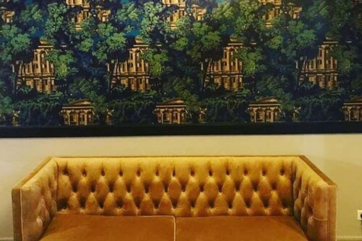 Guest Lobby