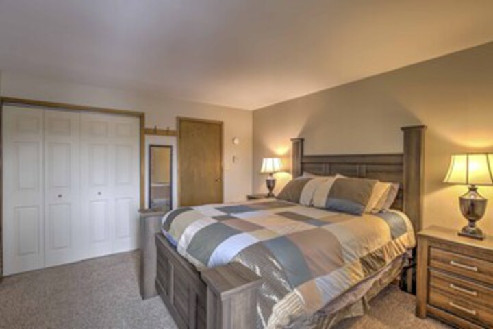 Room 7 of 105