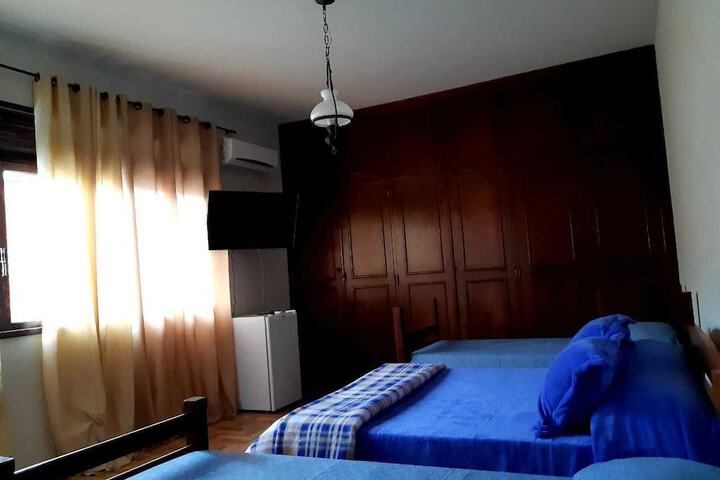 Room 5 of 44