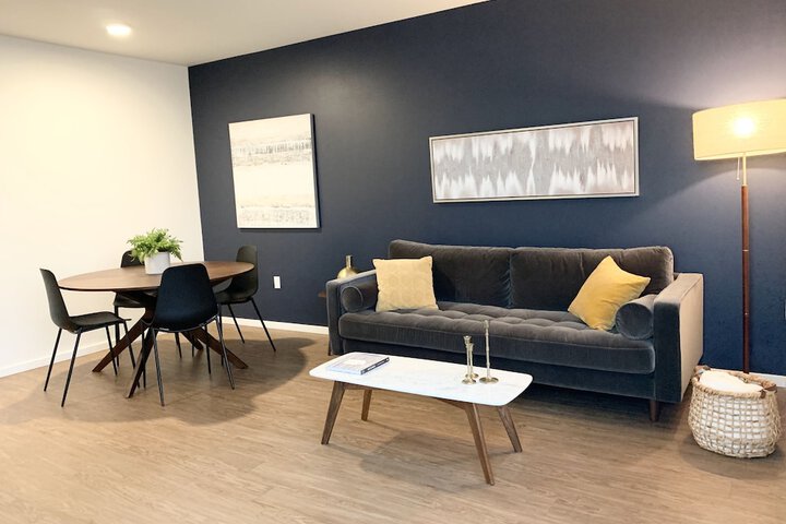 Room 10 of 21
