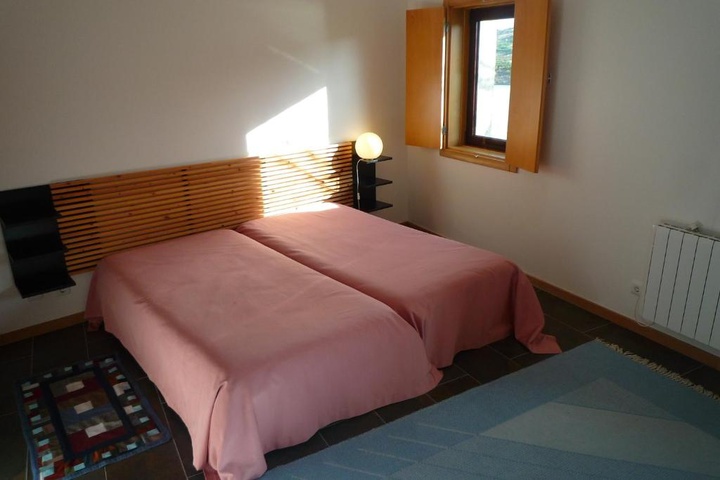 Room 2 of 11