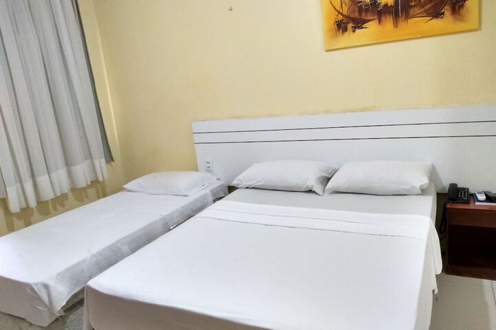 Room 9 of 35