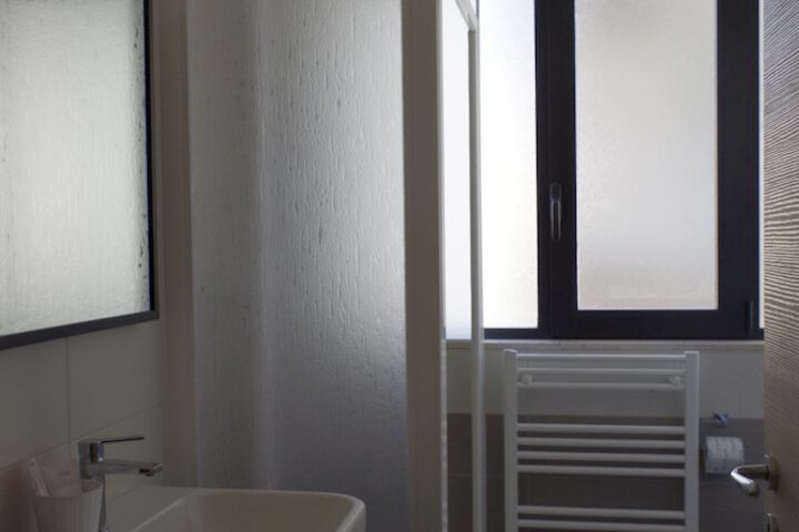 Room 46 of 79