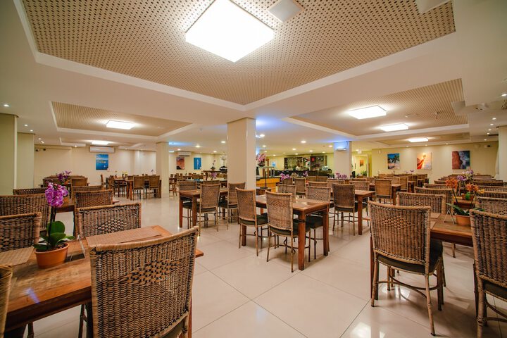 Dining 91 of 110