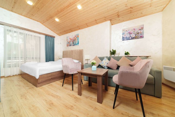 Room 20 of 149