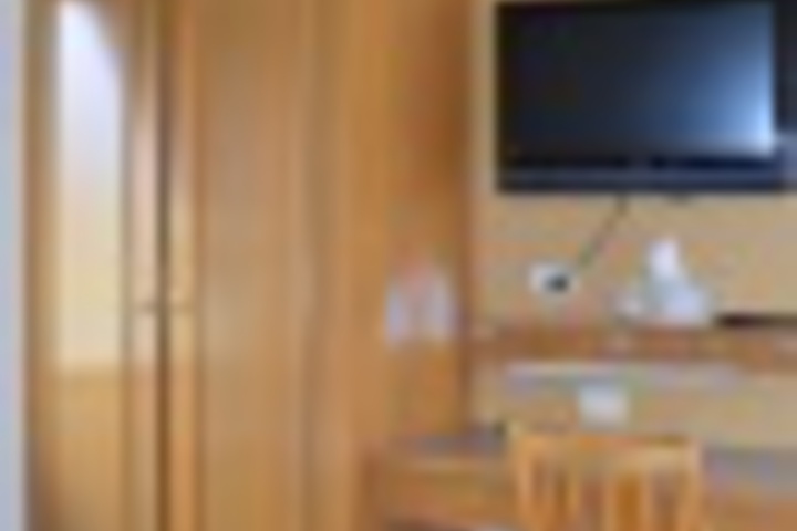 Room 520 of 768