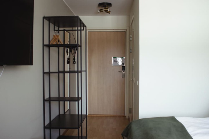 Room 20 of 49