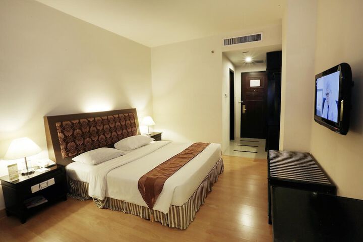 Room 22 of 47