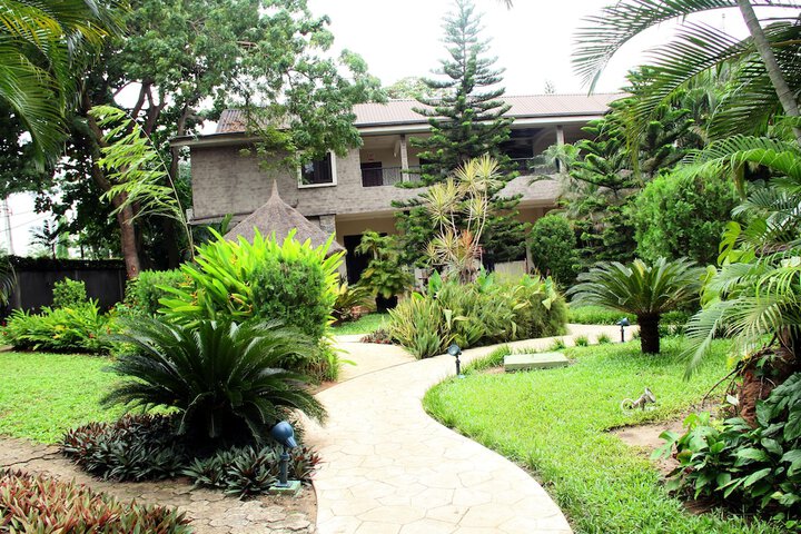 Hotel Exterior 54 of 66