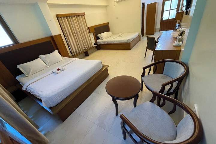 Room 18 of 43