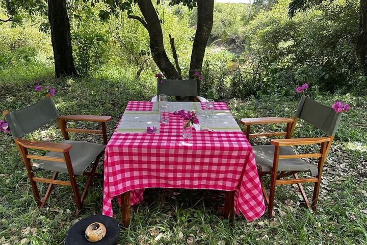 Dining 98 of 155