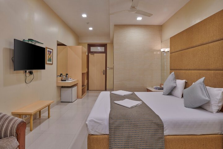 Room 18 of 27