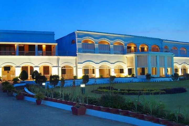Hotel 65 of 70