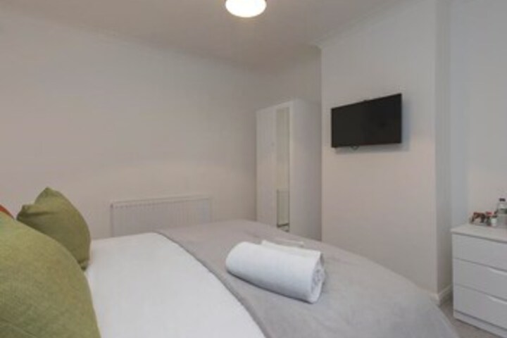 Room 49 of 54