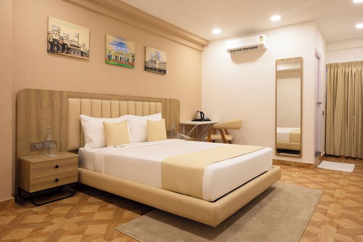 Room 21 of 33
