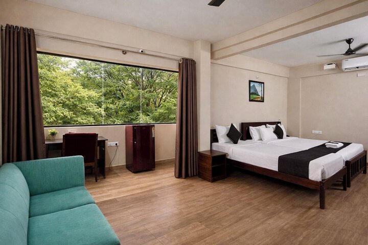 Room 4 of 43