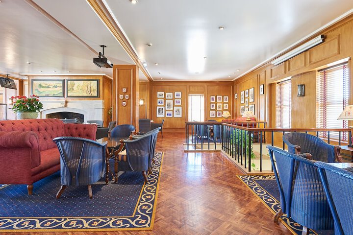 Lobby Entry