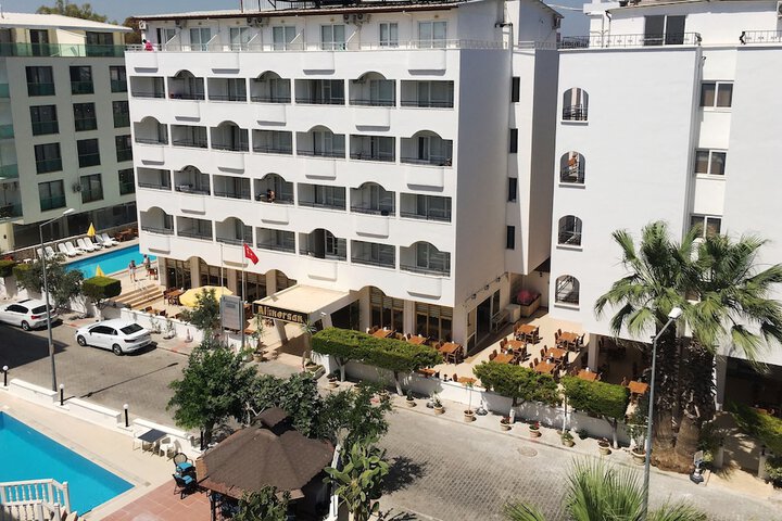 Hotel 60 of 61