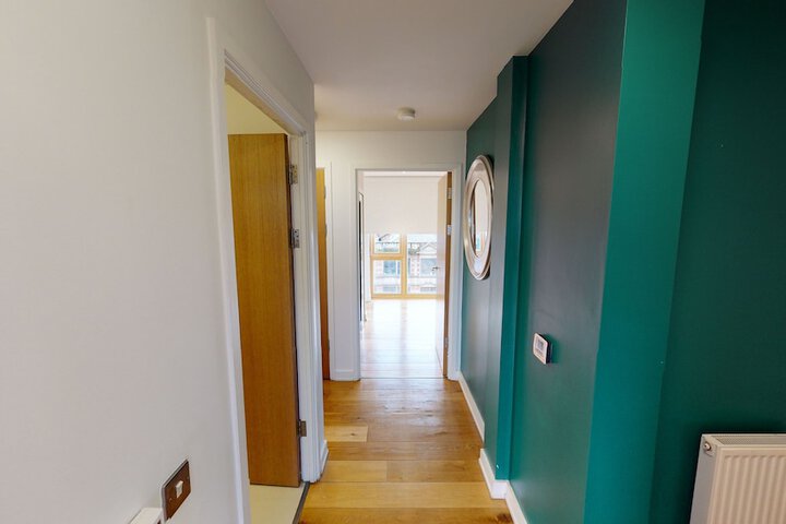 Room 187 of 296