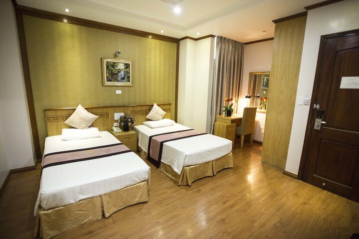 Room 12 of 60