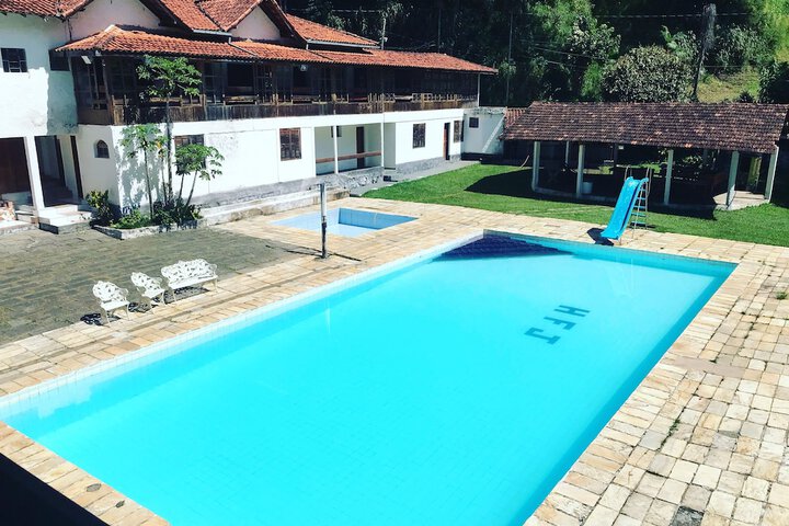 Pool 46 of 60