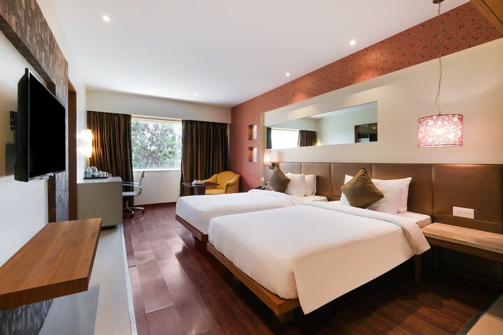 Room 7 of 50