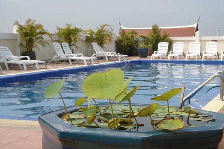 Pool 78 of 98
