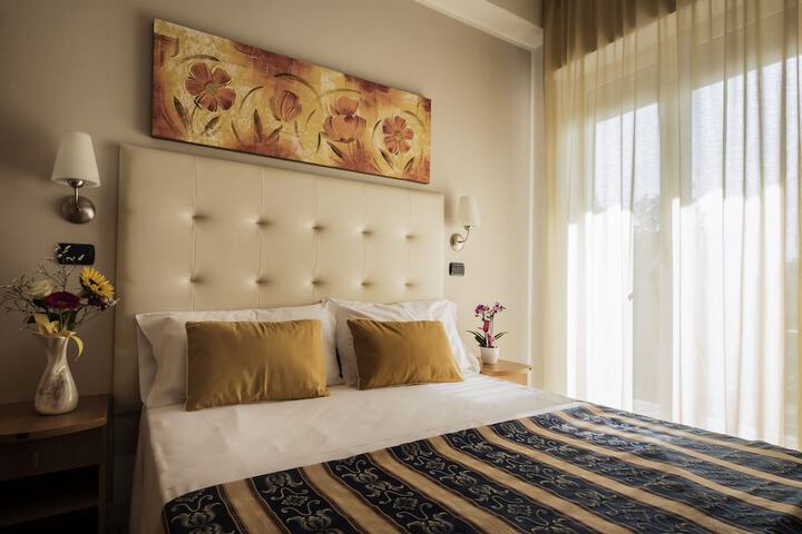 Room 4 of 54