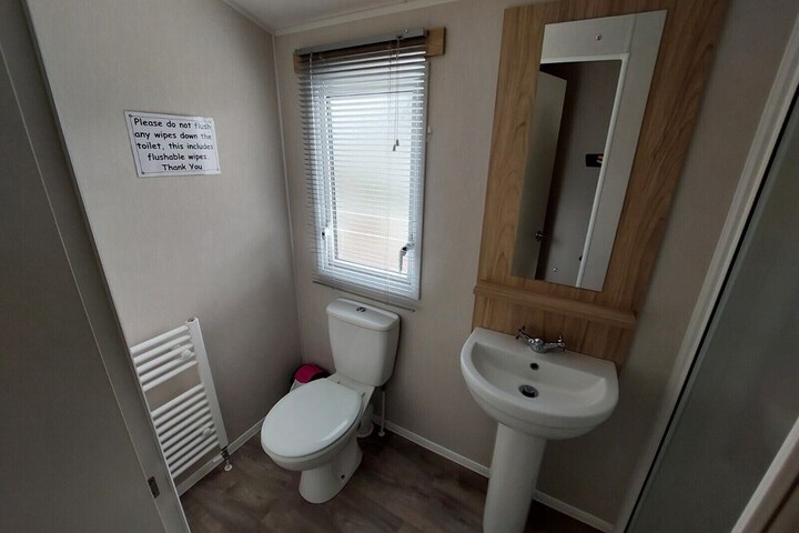 Room 20 of 25