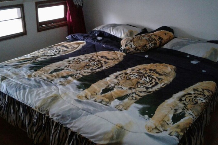 Room 13 of 25
