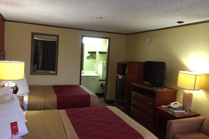 2 Double Beds (17 of 17)