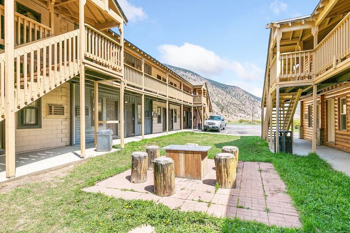 BBQ/picnic area