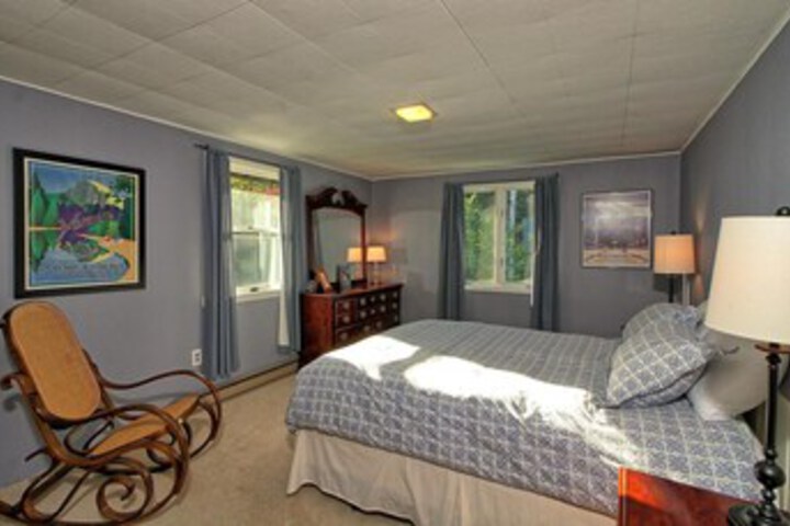 Room 25 of 32